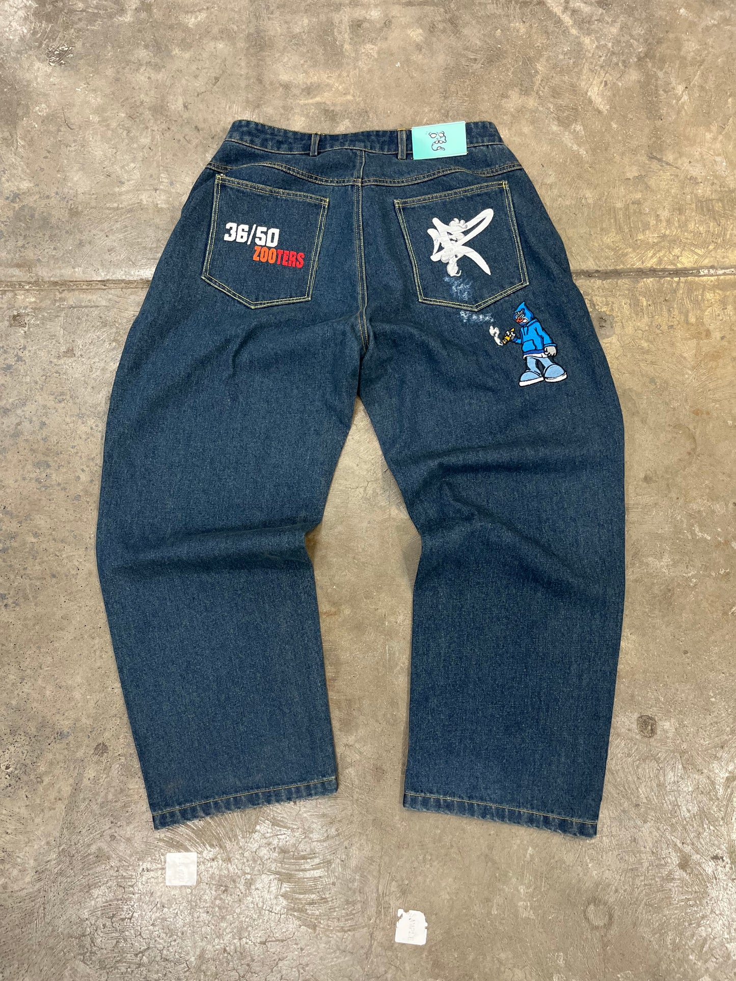 36/50 'ZOOTERS' DENIM
