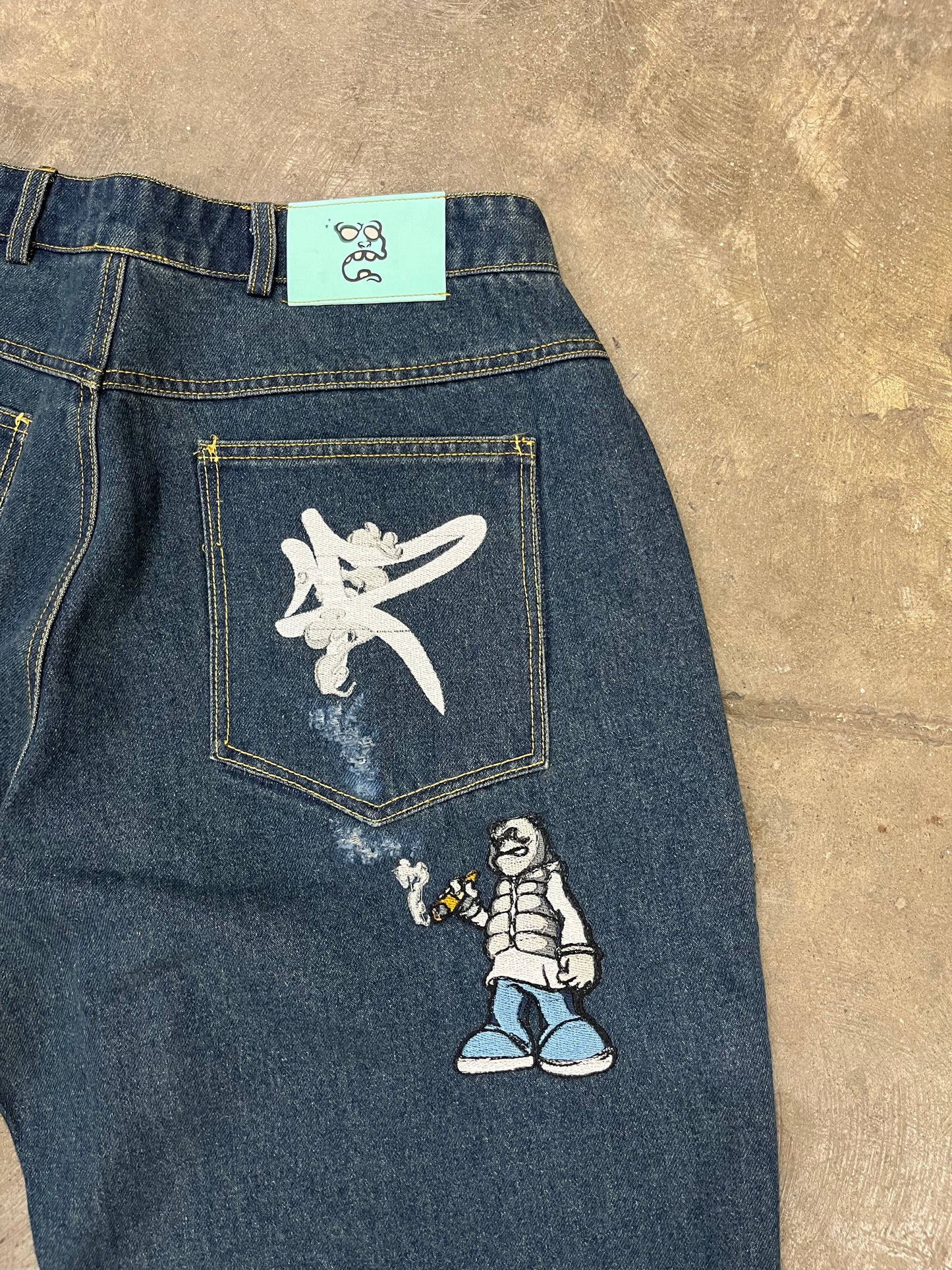 43/50 'ZOOTERS' DENIM