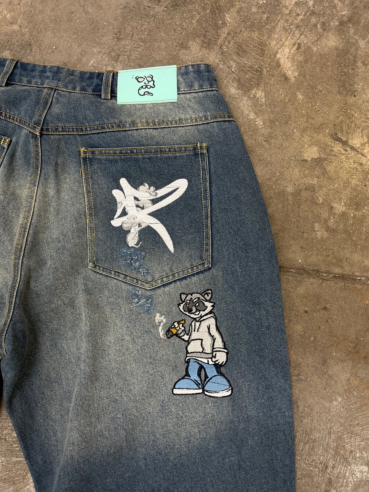 28/50 'ZOOTERS' DENIM