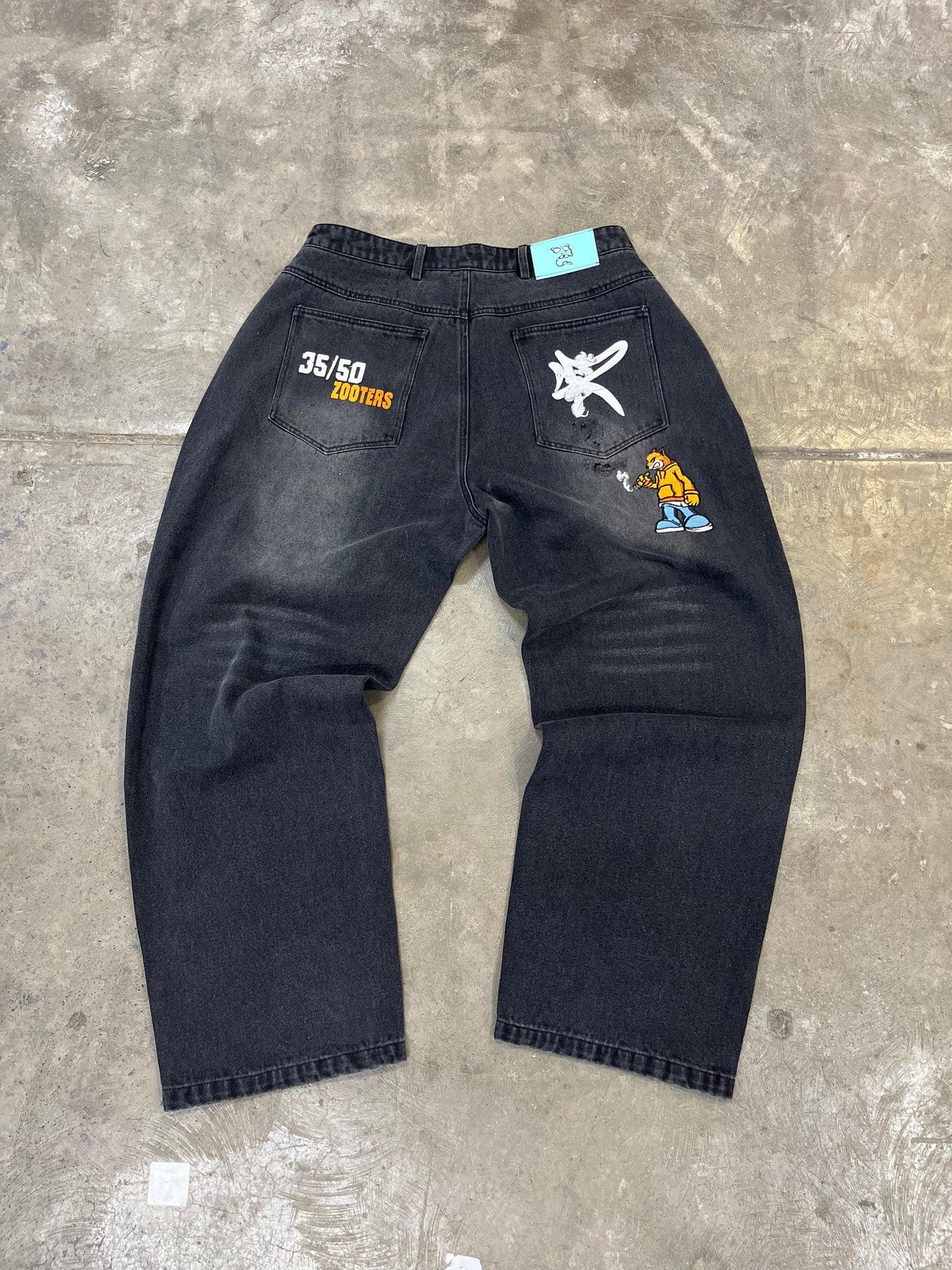 35/50 'ZOOTERS' DENIM