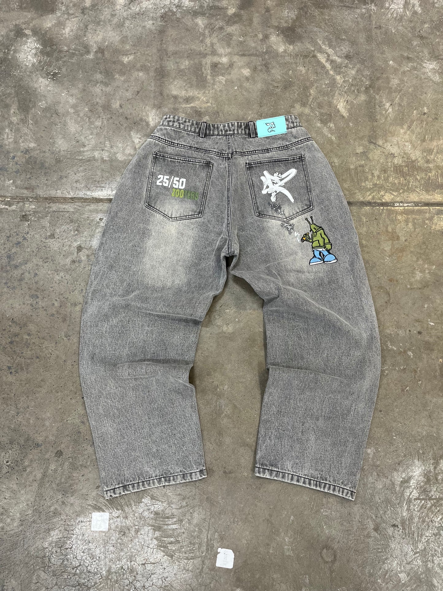 25/50 'ZOOTERS' DENIM