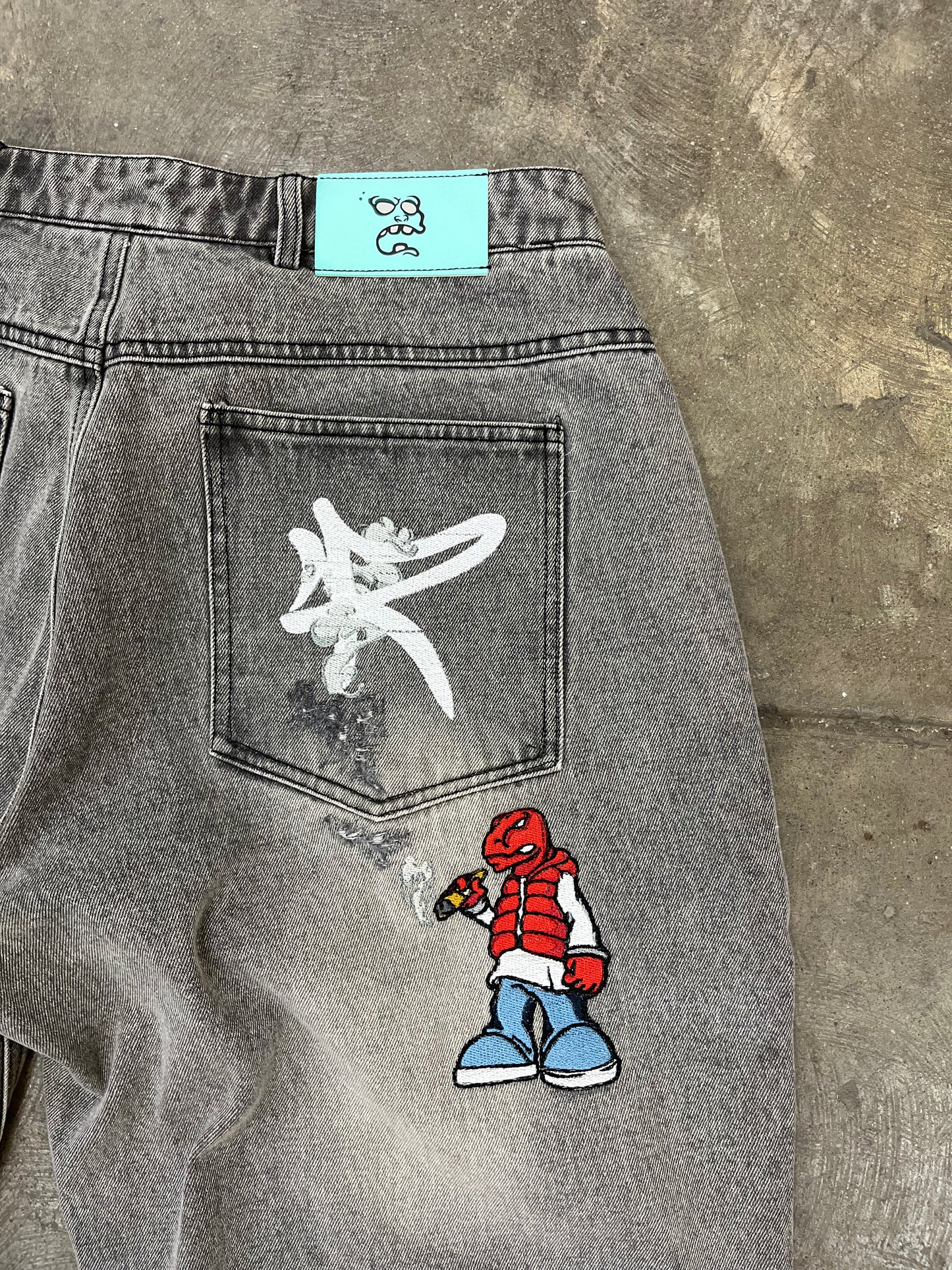 37/50 'ZOOTERS' DENIM