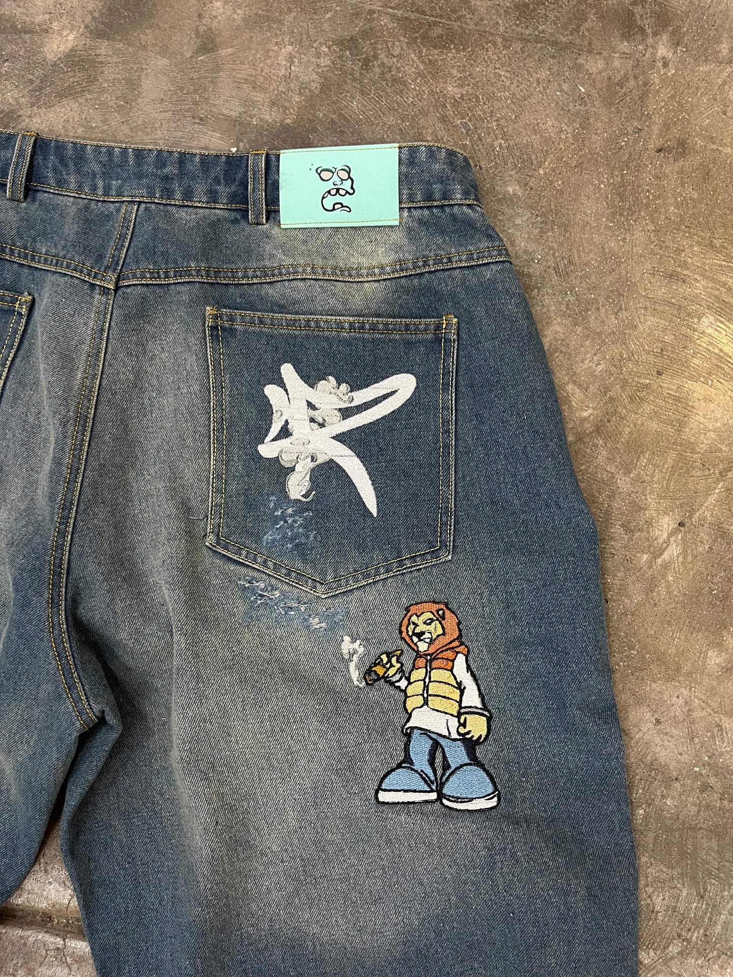 16/50 'ZOOTERS' DENIM